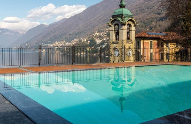 ALTIDO Amazing View Apt for 6 with Communal Pool