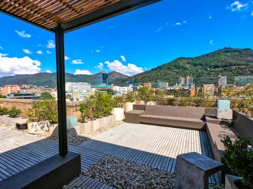 Altitude Living