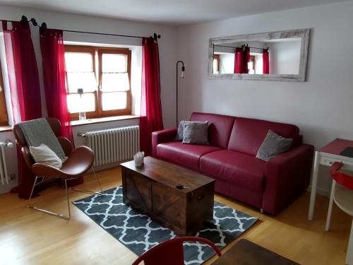 Altstadtwohnung Modern Red