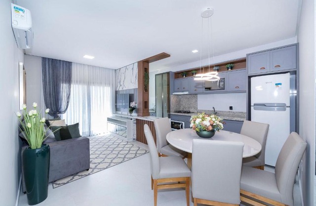 Aluguel Apartamento com 2 Suítes