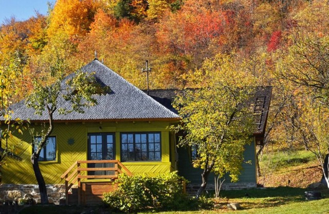 Alunis Retreat