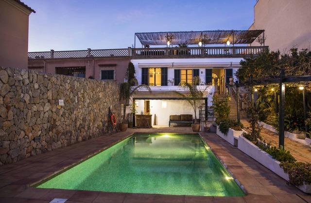 Alzina Living. Villa Son Mas, tourist license.
