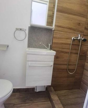 Alzza Marasti Stay