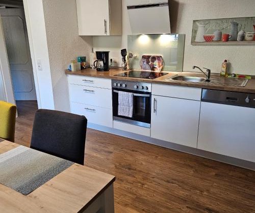 Am Lindenbaum, Ferienwohnung in Siebenbach am Nürburgring