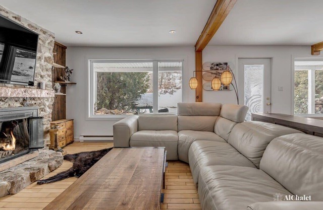 Amanayé | Wooded Nest | Spa & Wood-Burning Fireplace