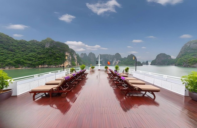 Amanda Premier Cruise Ha Long Bay