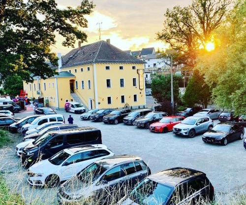 Amara.Festsaal.Gasthaus.Pension