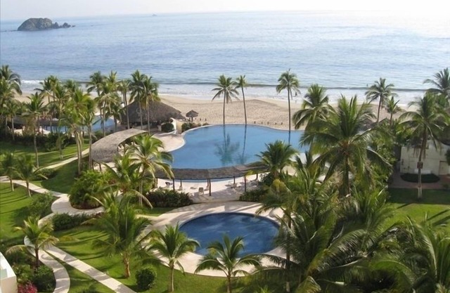 Amara Ixtapa, Luxury Oceanfront Condo, 6th Floor