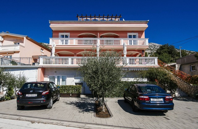 Amari Apartments