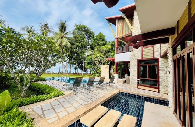 Amatapura 12 Beach Pool Villa