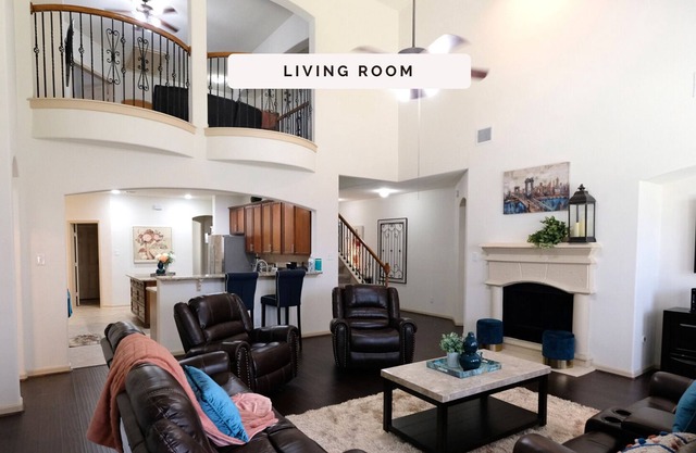 Amazing 6 Bedrooms, 4 Baths, Richmond, Houston, Katy, Sugarland Area.