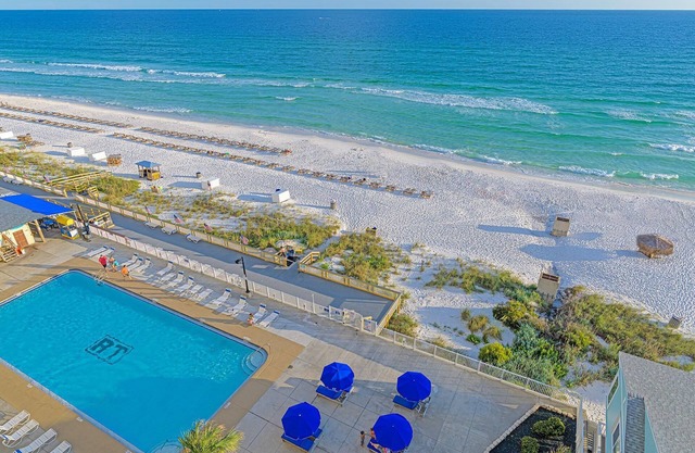 ~Amazing 9th Floor Beachfront 1B/2B End Unit Condo At Regency Towers~