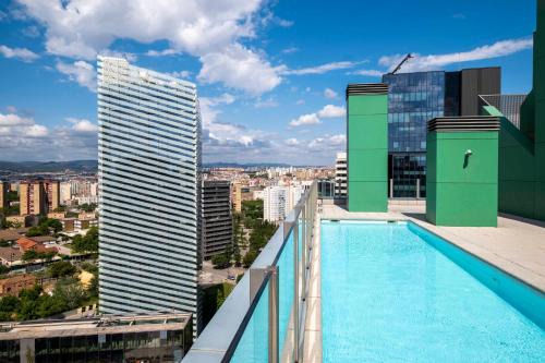 Amazing Apart Fira Barcelona and 15' from Bcn center with pool