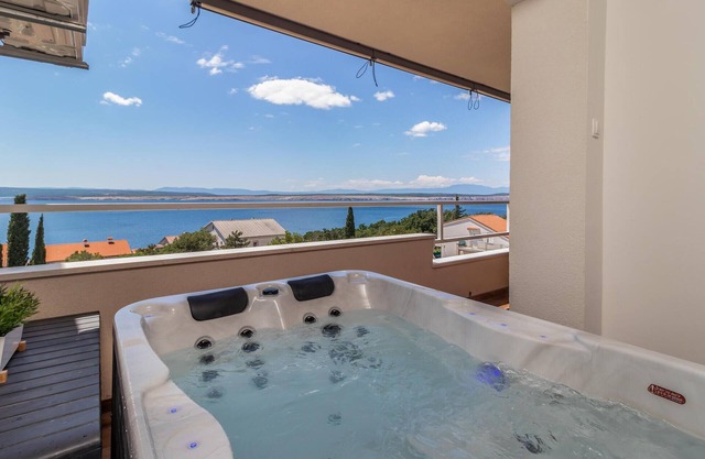 Amazing apartment in Dramalj with WiFi