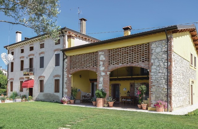 Amazing apartment in Longare -VI-