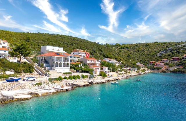 Amazing apartment in Vinisce