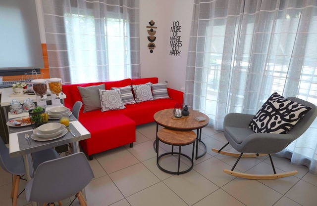Amazing apartment with a very easy access towards Sea and Mountain locations.