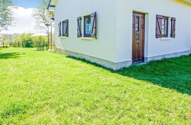 Amazing Holiday Home in Porcheresse Daverdisse with Terrace