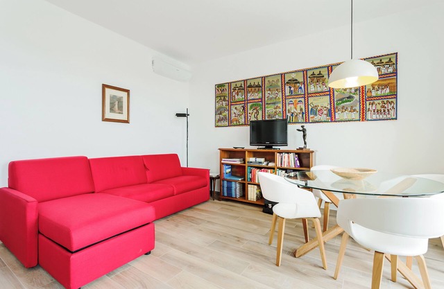 Amazing flat with big terrace and private car park