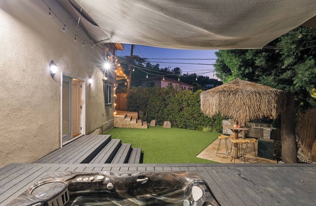 Amazing Getaway in Los Angeles. Close to Universal Studios, WIFI