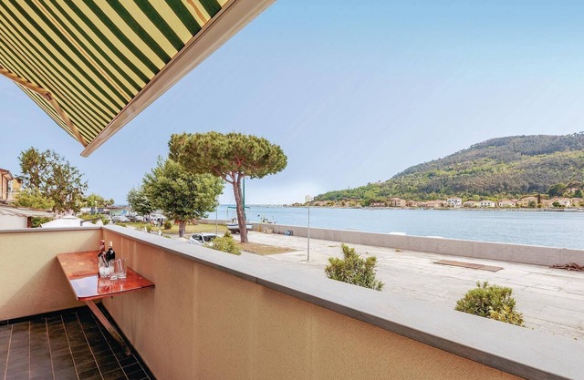 Amazing home in Fiumaretta-Ameglia SP