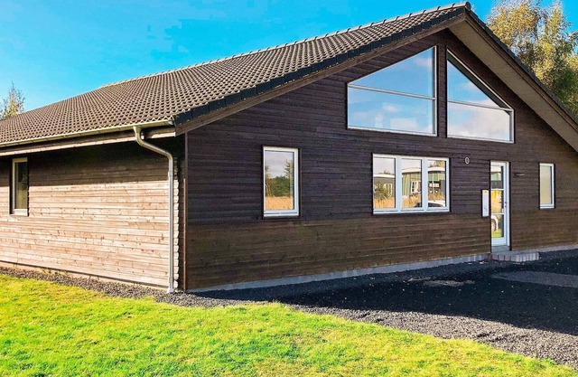 Amazing Holiday Home in Rødby with Whirlpool