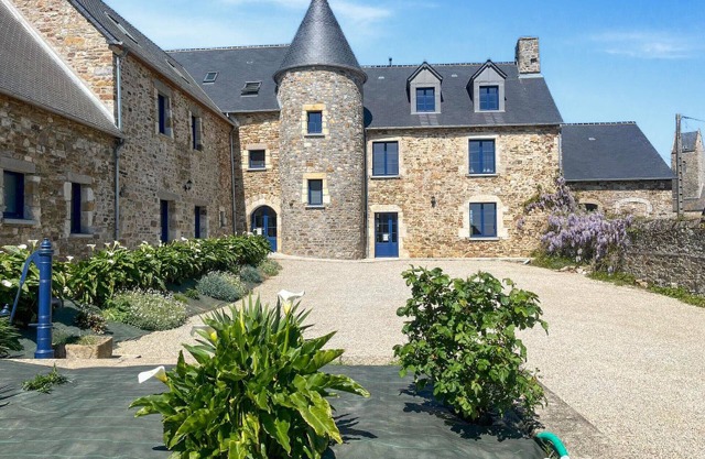 Amazing home in Fierville-les-Mines