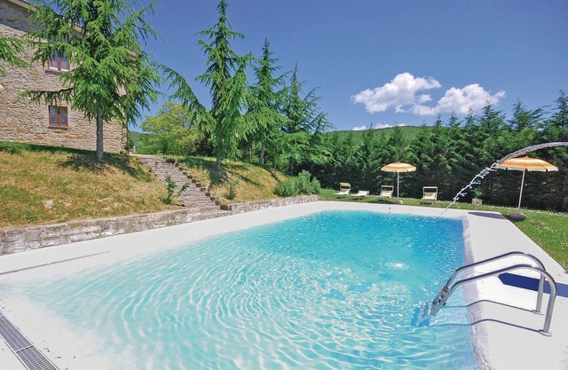 Amazing home in Apecchio PU