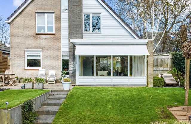 Amazing home in Bergen with WiFi