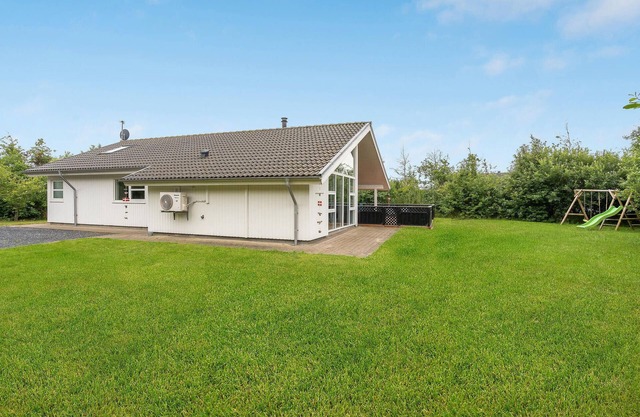 Amazing home in Brovst with sauna