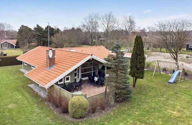 Amazing home in Dannemare with kitchen
