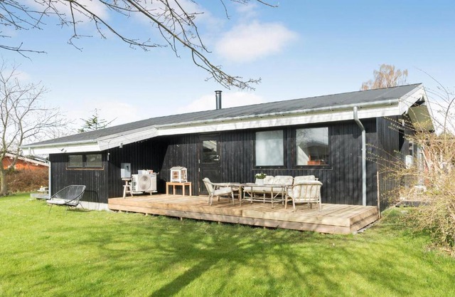 Amazing Home In Fejø With Wifi