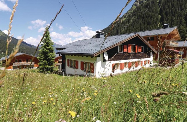 Amazing home in Gargellen w/ WiFi and 5 Bedrooms