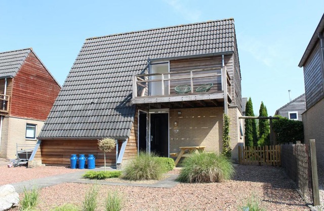 Amazing Home In Grou With Wifi