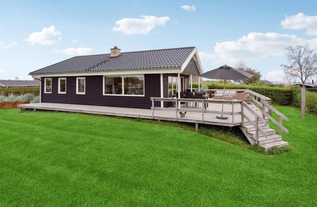 Amazing home in Hejls with WiFi