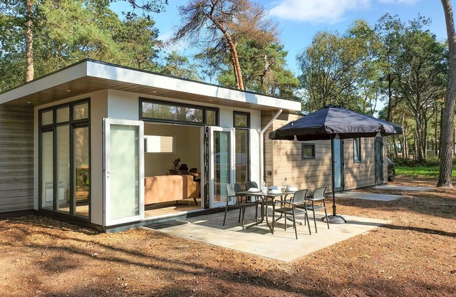Amazing home in Hellendoorn with sauna