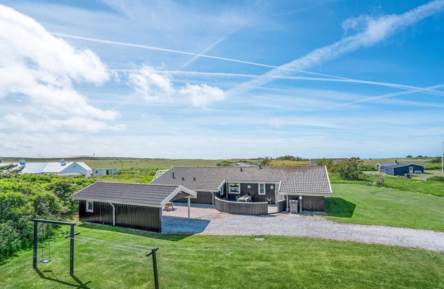 Amazing home in Hjørring with sauna
