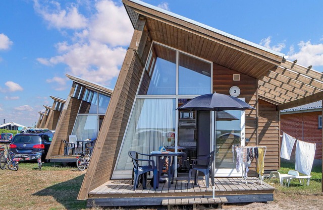 Amazing home in Hvide Sande