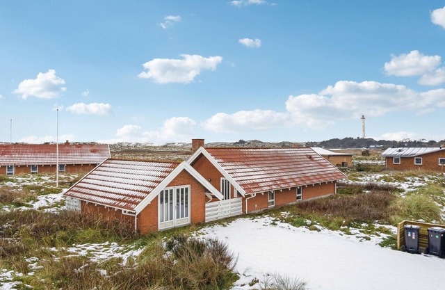 Amazing home in Hvide Sande with sauna