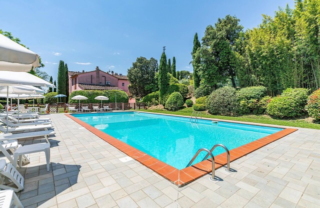 Amazing home in Larciano