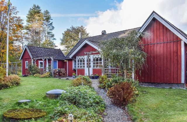 Amazing home in Linderöd with WiFi