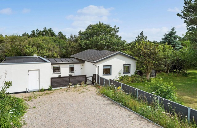 Amazing home in Nørre Nebel with WiFi