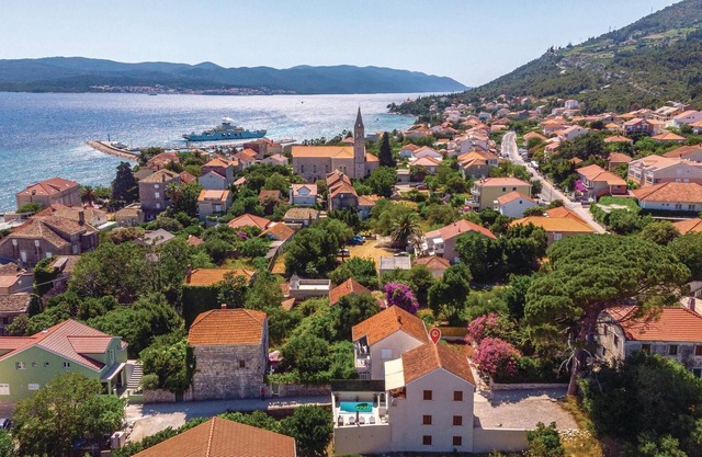 Amazing home in Orebic with WiFi