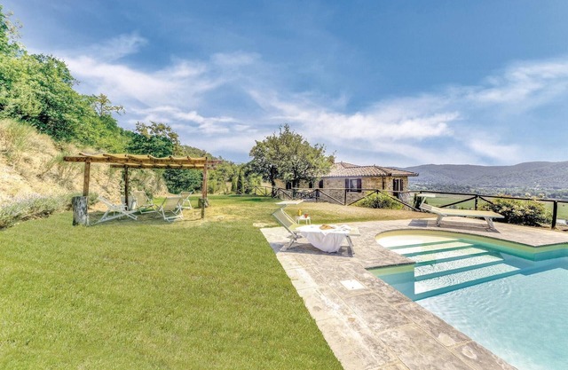 Amazing home in Passignano PG
