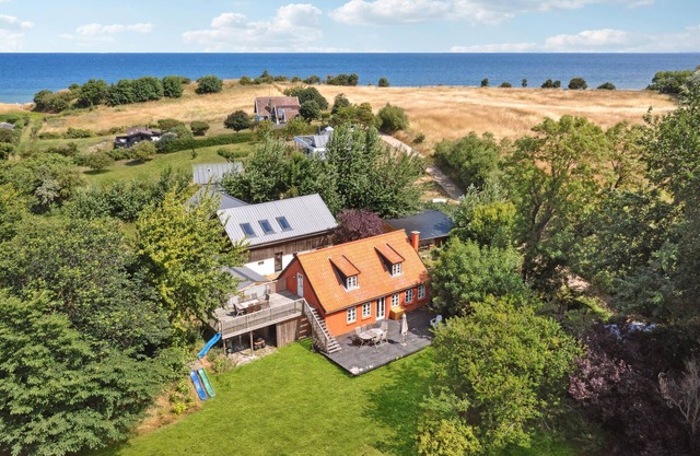 Amazing home in Sejerø with kitchen