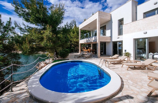 Amazing home in Starigrad