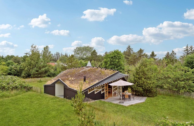Amazing home in Strandby with kitchen