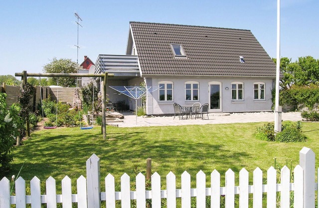 Amazing home in Sydals with sauna
