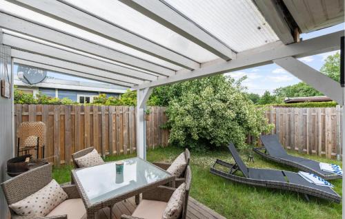 Amazing Home In Winsen, Aller With Wifi