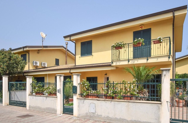 Amazing home in Melito Porto Salvo